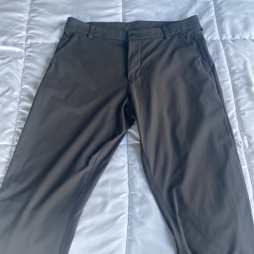 Lululemon Men’s Grey ABC Classic Pant Size 32